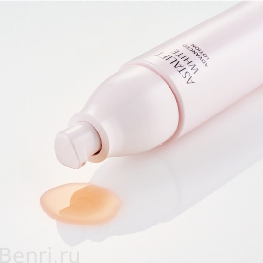 Лосьон с ароматом дамасской розы, ASTALIFT White advanced Lotion, 130 мл.